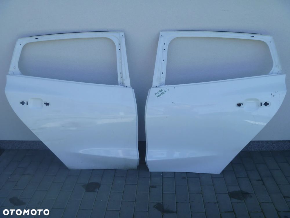 FORD FOCUS MK4 MASKA SILNIKA ORYGINAŁ ŁADNA - 13