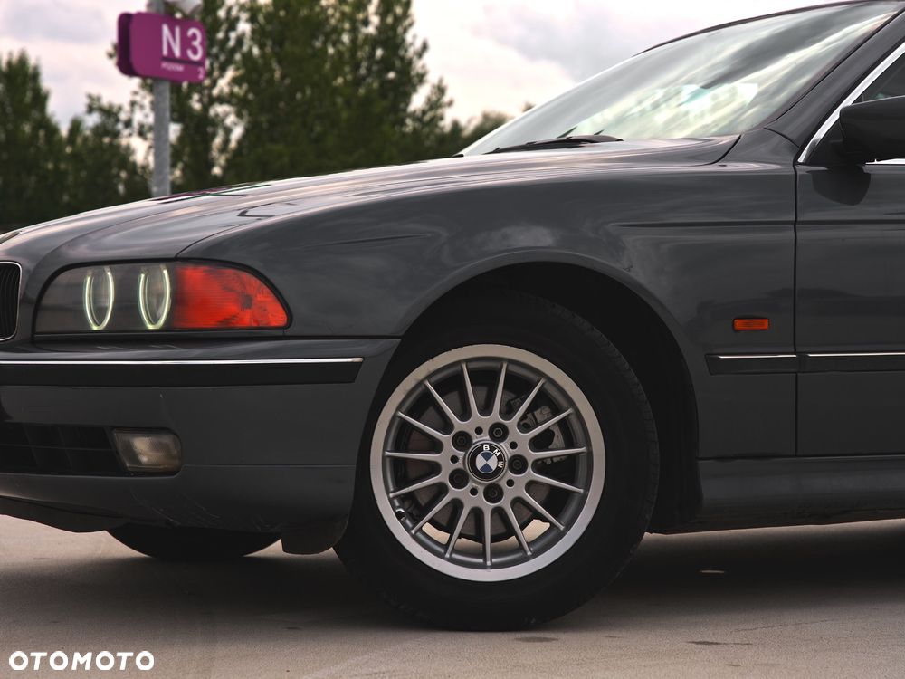 BMW Seria 5 - 39