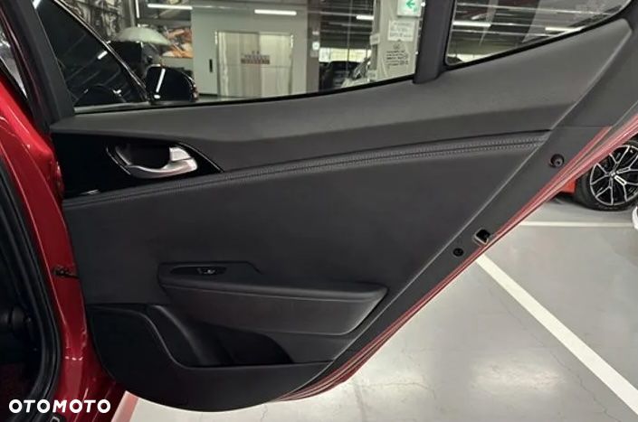 Kia Stinger 2.0 T-GDI GT Line - 23