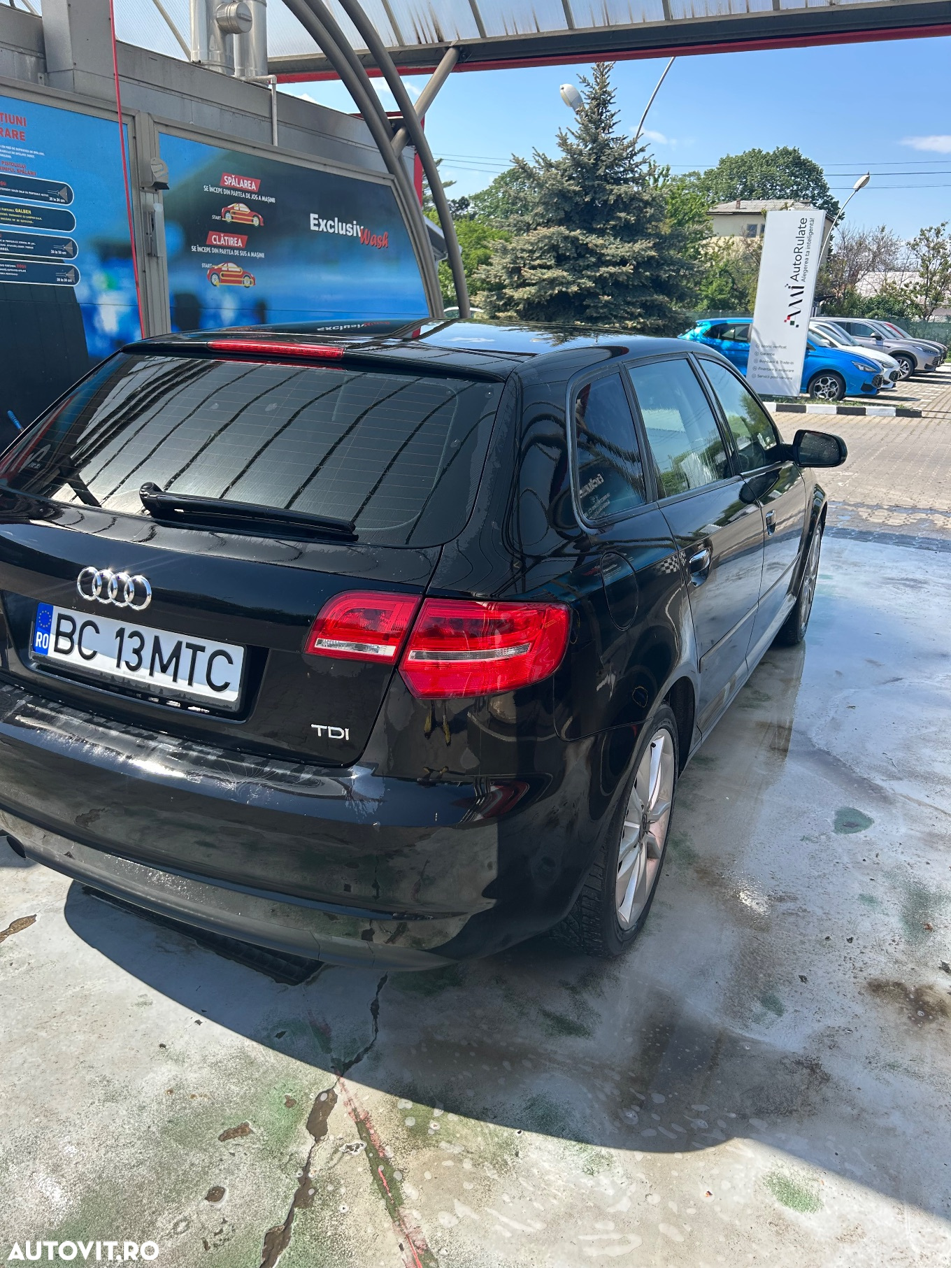Audi A3 1.6 TDI Sportback DPF S tronic Ambition - 3