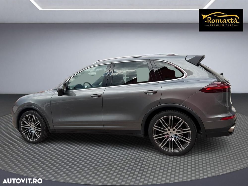 Porsche Cayenne Platinum Edition - 9