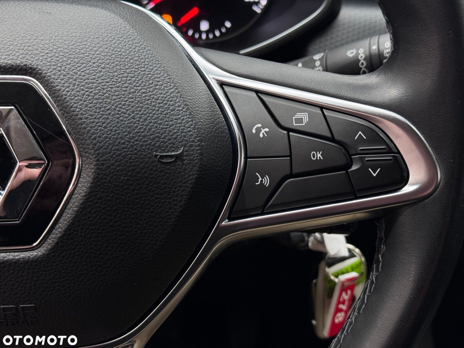 Renault Clio - 25