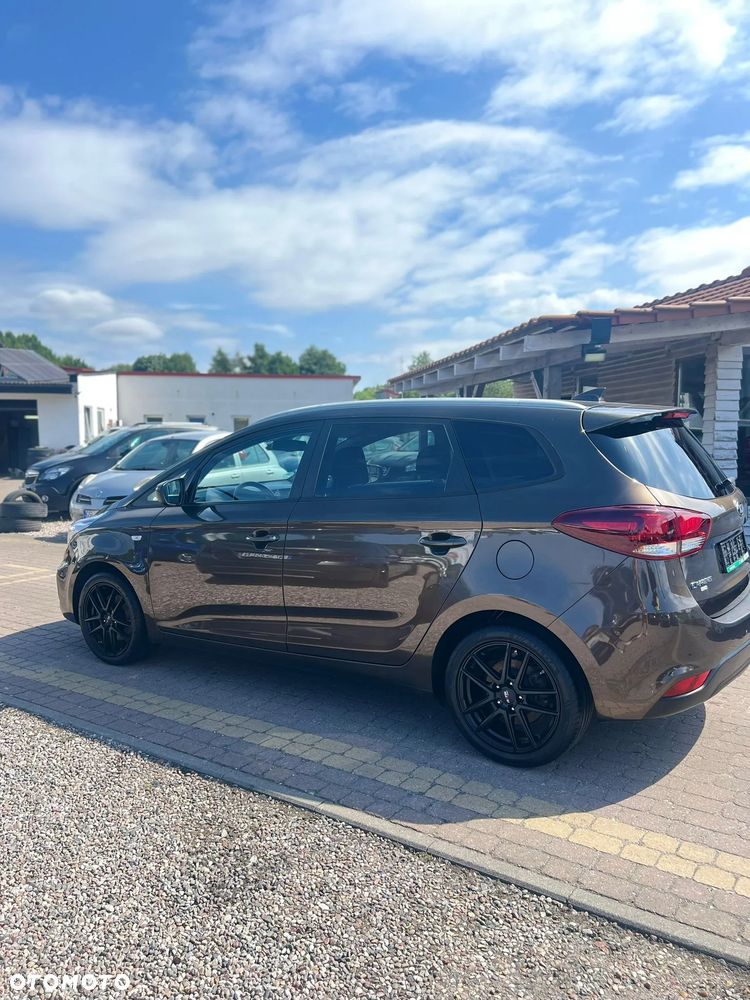 Kia Carens 1.6 GDI M - 4