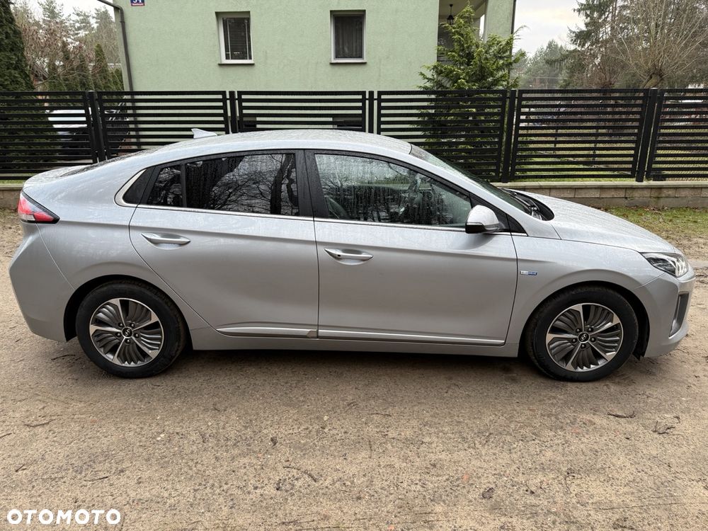 Hyundai IONIQ 1.6 GDI Premium - 12