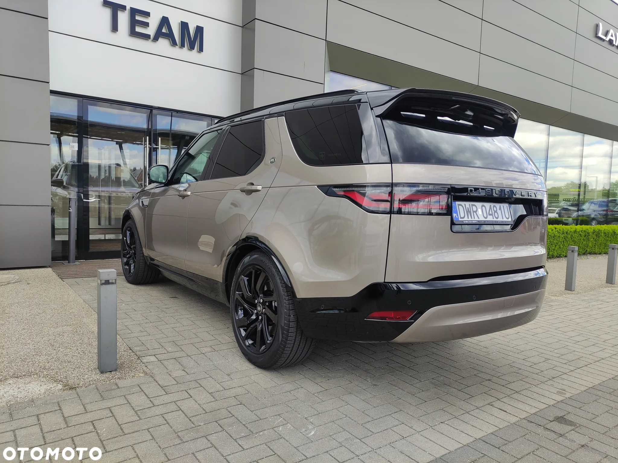 Land Rover Discovery - 10