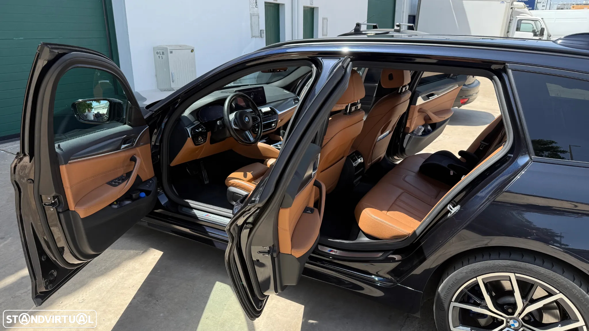 BMW 530 e Pack Desportivo M - 8