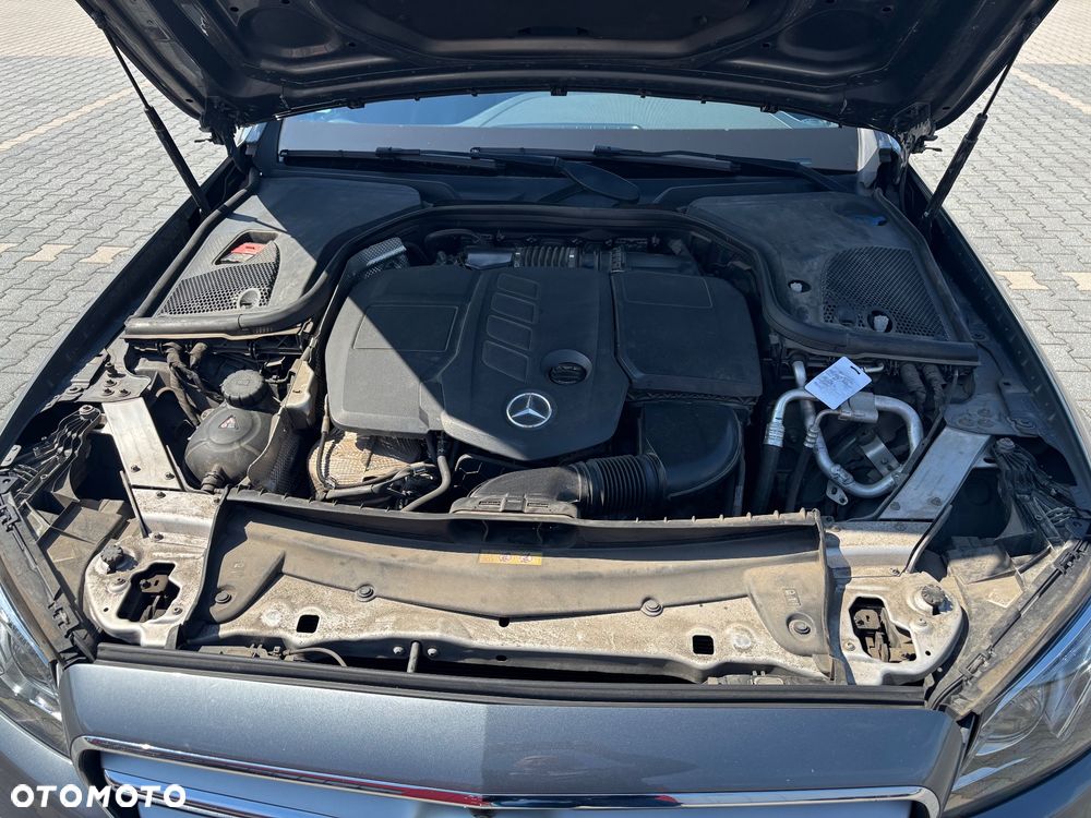 Mercedes-Benz Klasa E 220 d 4-Matic AMG - 10