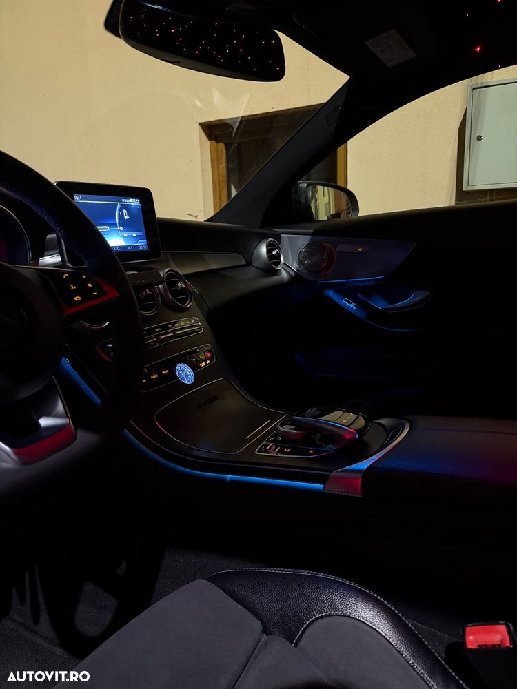 Mercedes-Benz C 300 Coupe 9G-TRONIC - 11