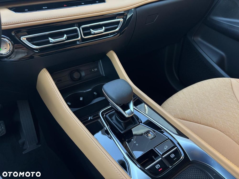 MG HS 1.5T HEV+ Excite - 11