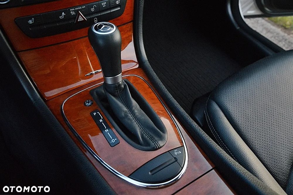 Mercedes-Benz Klasa E 200 Kompressor Automatik Elegance - 22