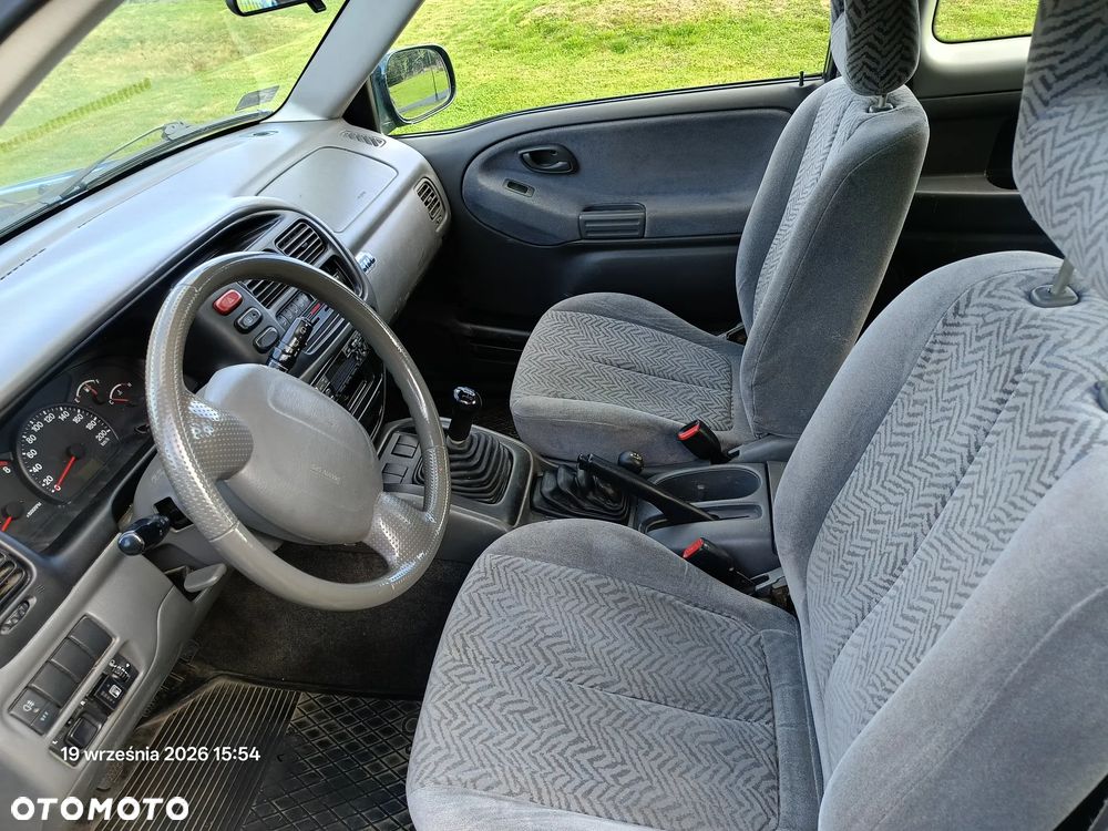 Suzuki Grand Vitara 1.6 - 5