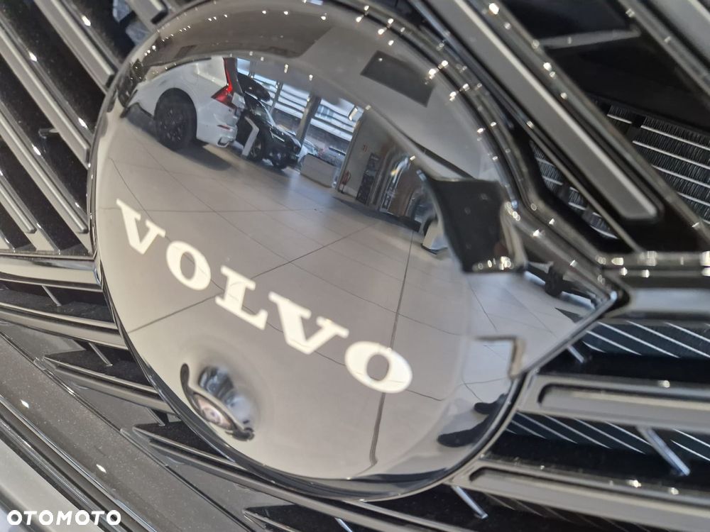 Volvo XC 90 T8 AWD Plug-In Hybrid Plus Black Edition 7os - 19