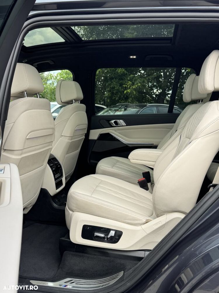 BMW X7 xDrive30d - 11