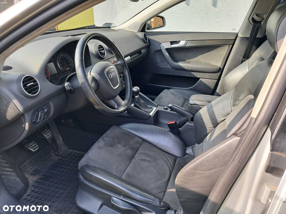 Audi A3 Sportback - 5
