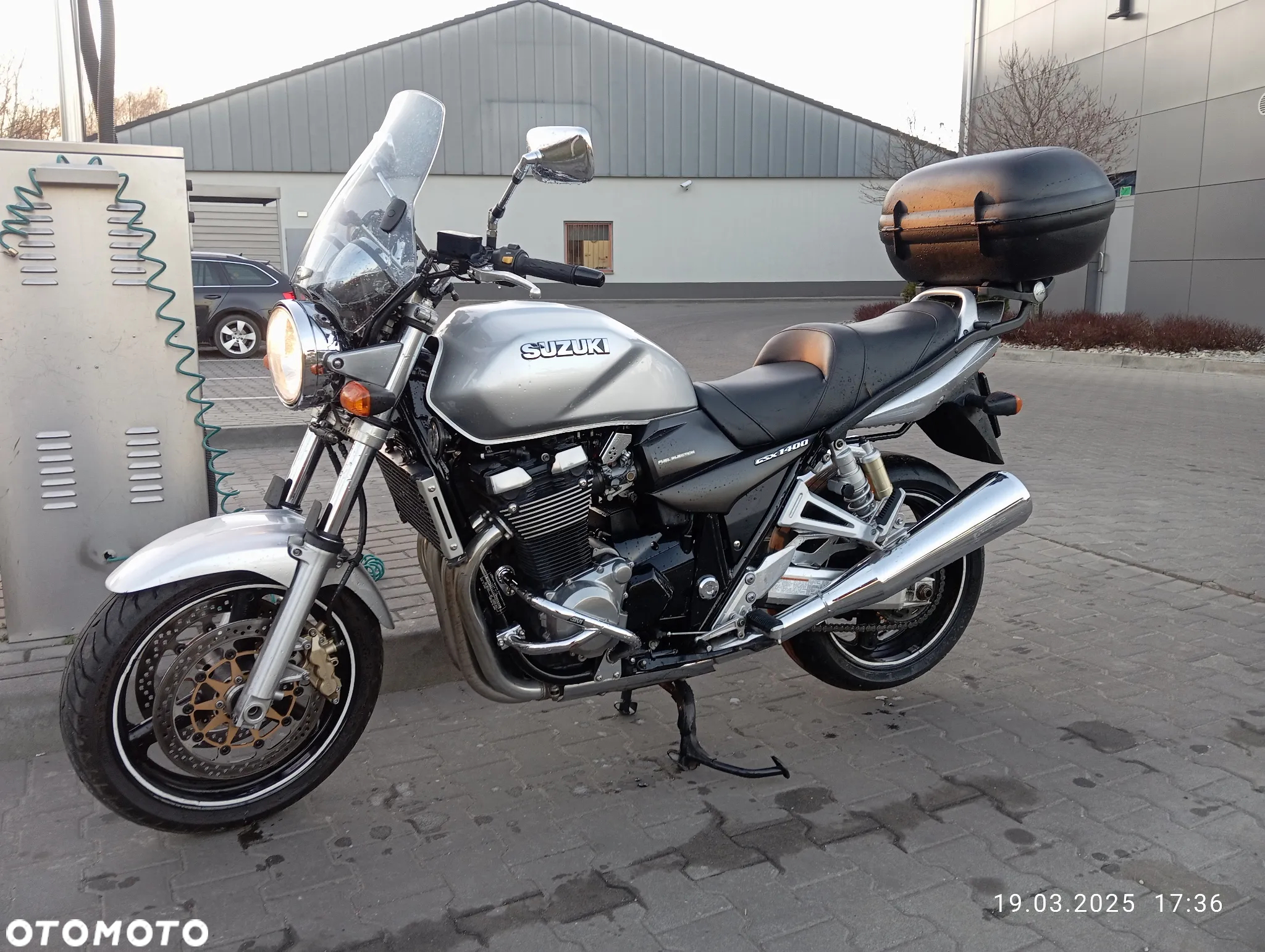 Suzuki GSX - 9