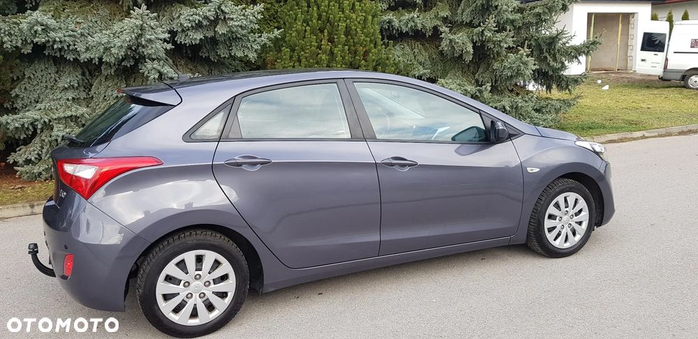 Hyundai i30 1.4 BlueDrive Run - 13