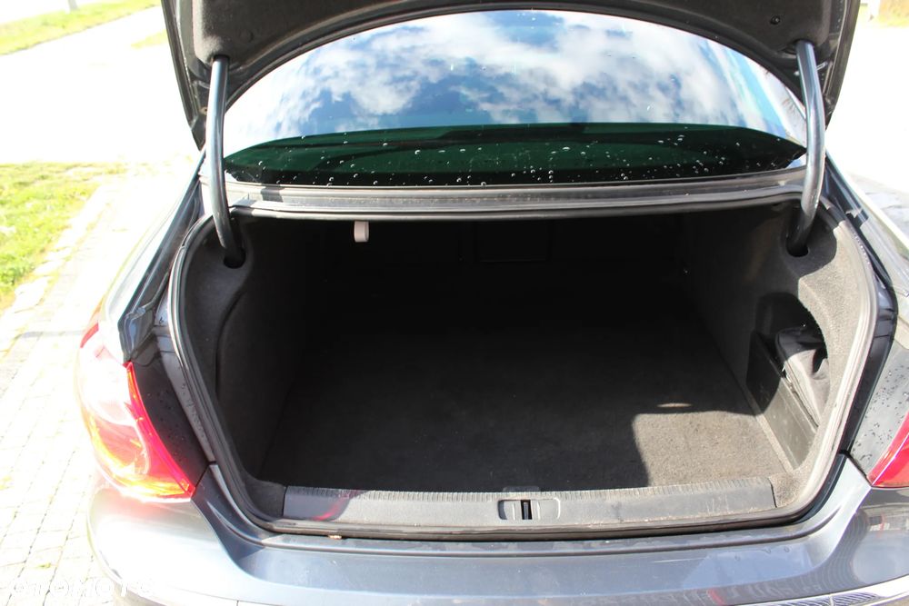 Volkswagen Passat CC 1.8 TSI - 13