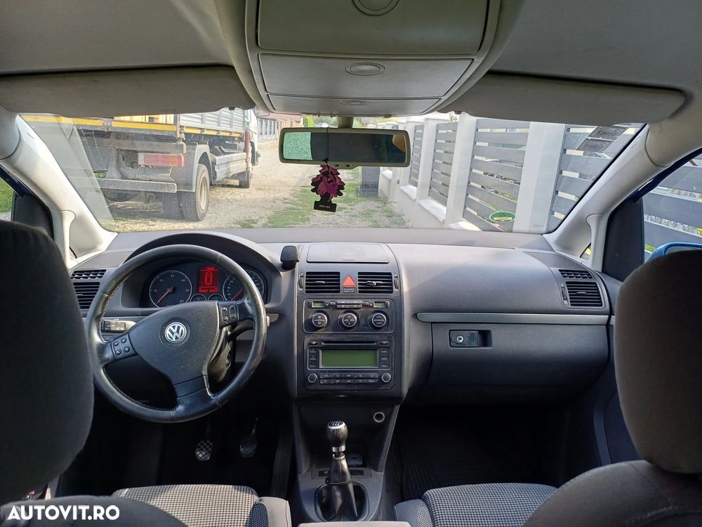 Volkswagen Touran 2.0 TDI DPF Trendline - 2