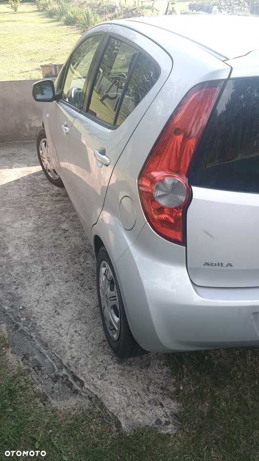Opel Agila - 8