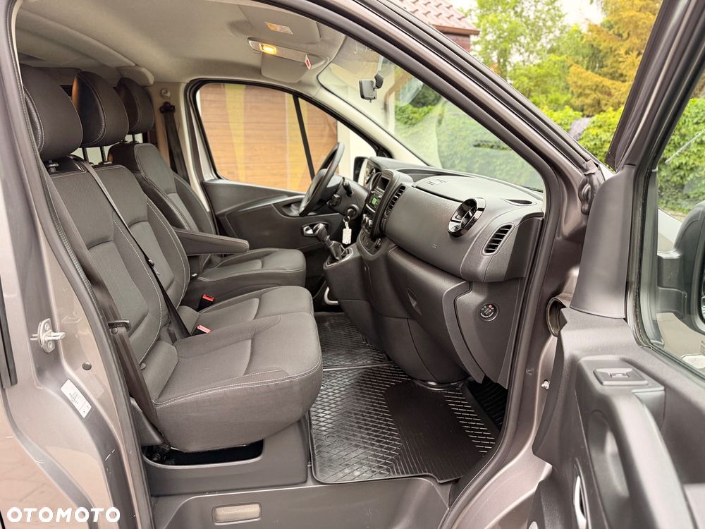Renault Trafic Combi Life - 18