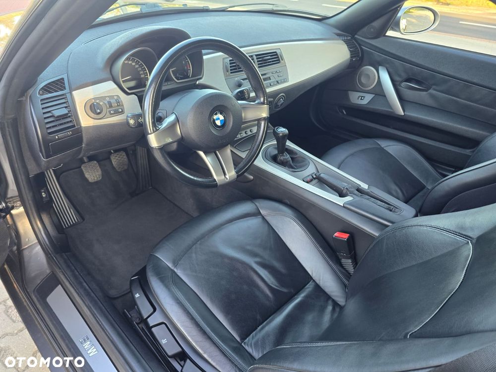 BMW Z4 2.5i - 27
