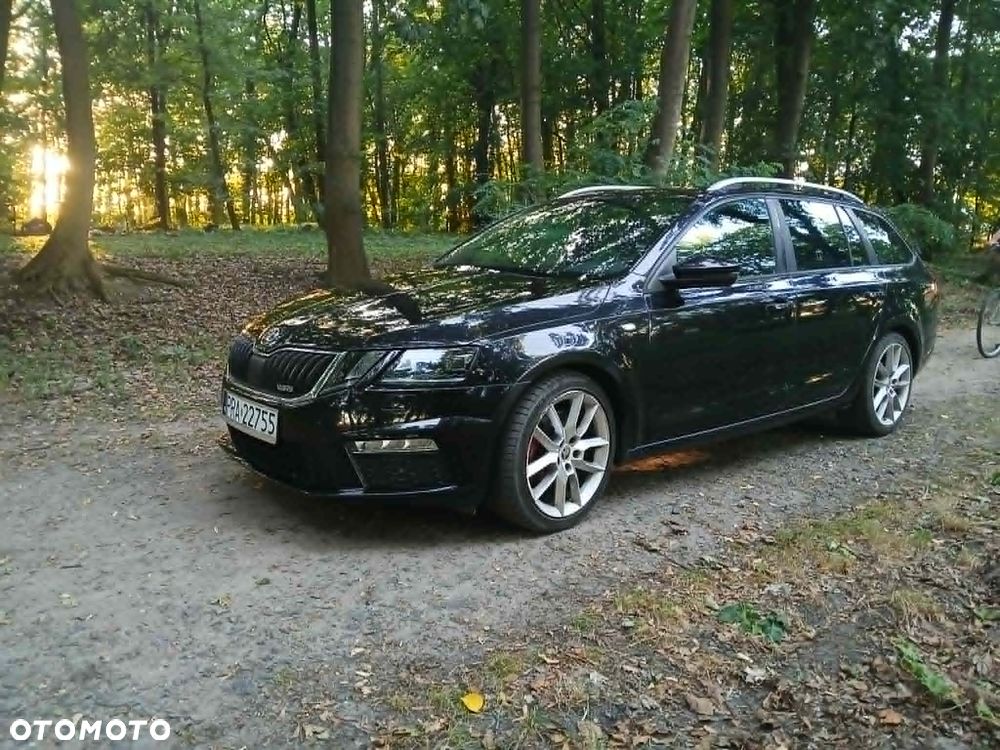 Skoda Octavia 2.0 TDI RS Challenge DSG - 4