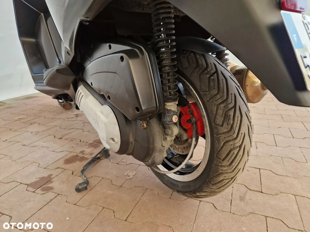 Peugeot Satelis - 25