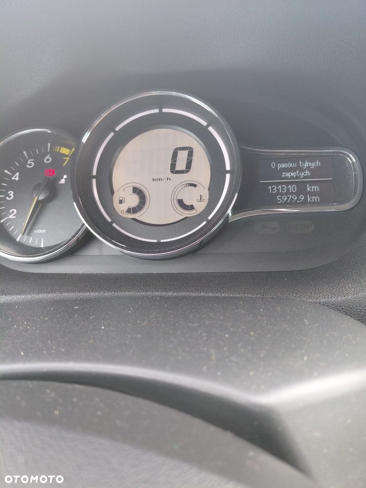 Renault Megane - 8
