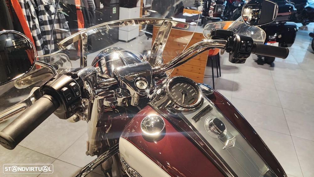 Harley-Davidson Road King - 11