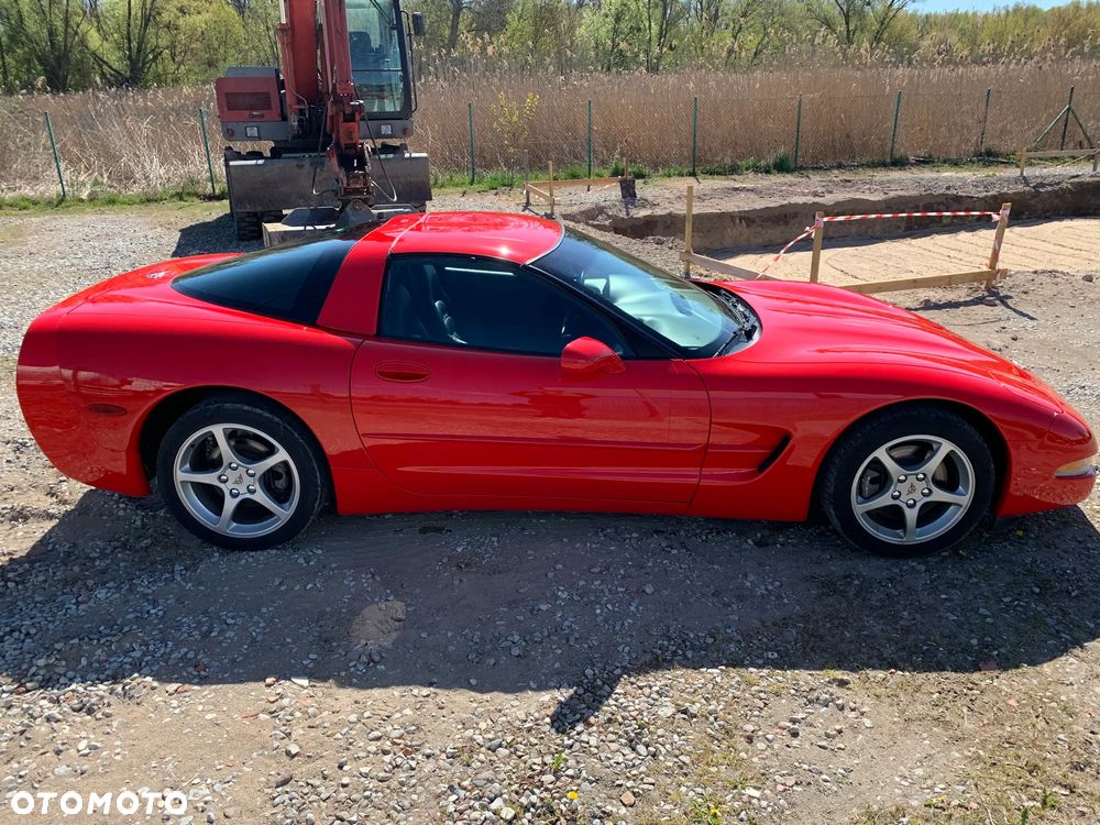 Chevrolet Corvette - 1