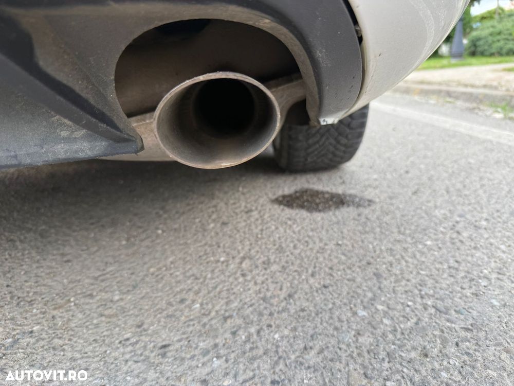 Volkswagen Passat 2.0 TDI DPF DSG Comfortline - 6