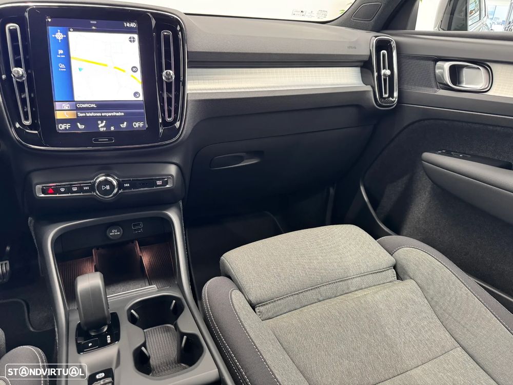 Volvo XC 40 T4 Recharge DKG Essential - 21