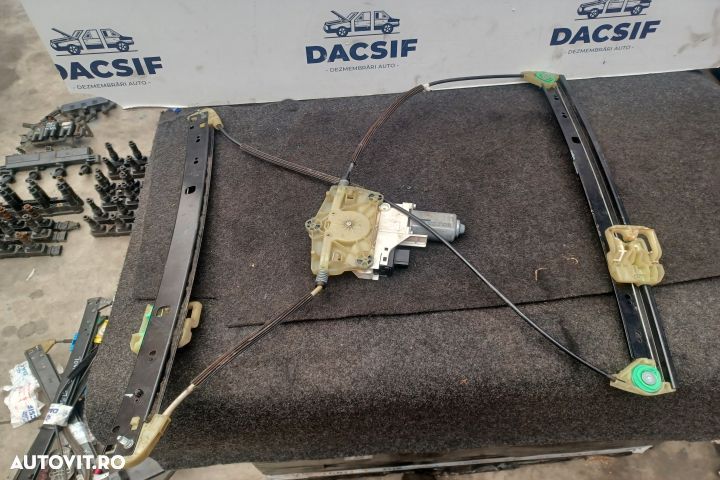 Macara geam spate stanga electrica 4L0959801B 1036989720200 774601900 - 5