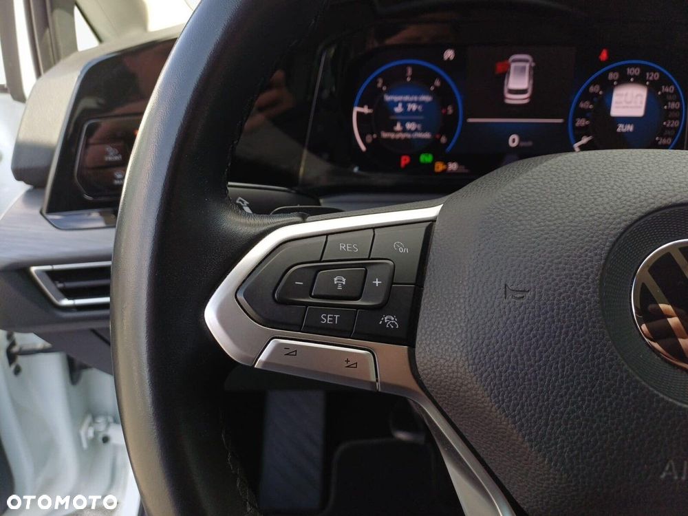 Volkswagen Golf - 15