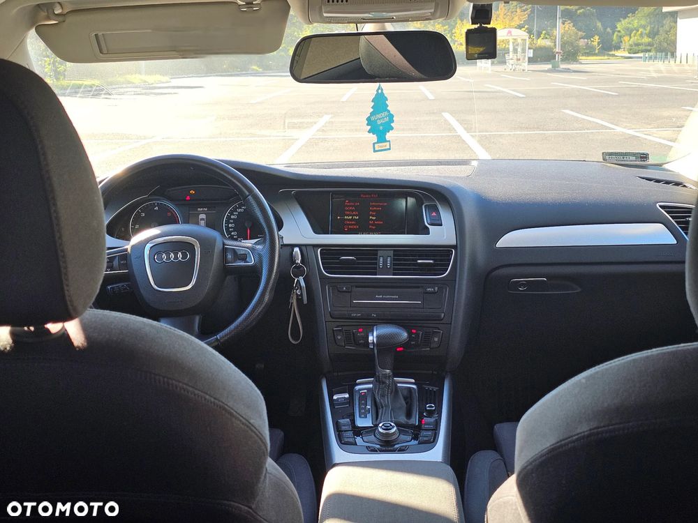 Audi A4 - 8