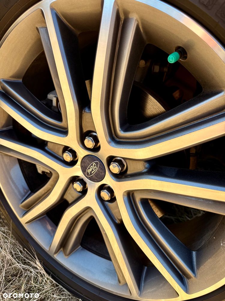 Ford Edge - 9
