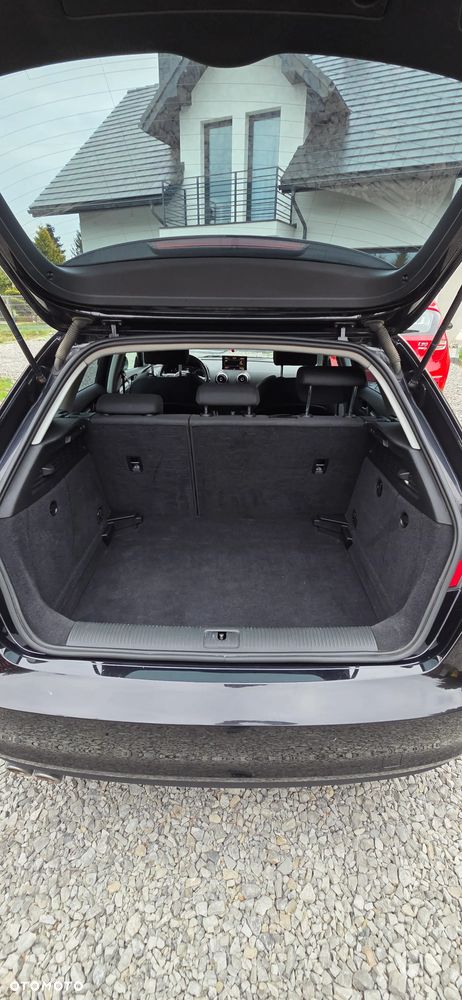 Audi A3 Sportback 2.0 TDI Ambiente - 11