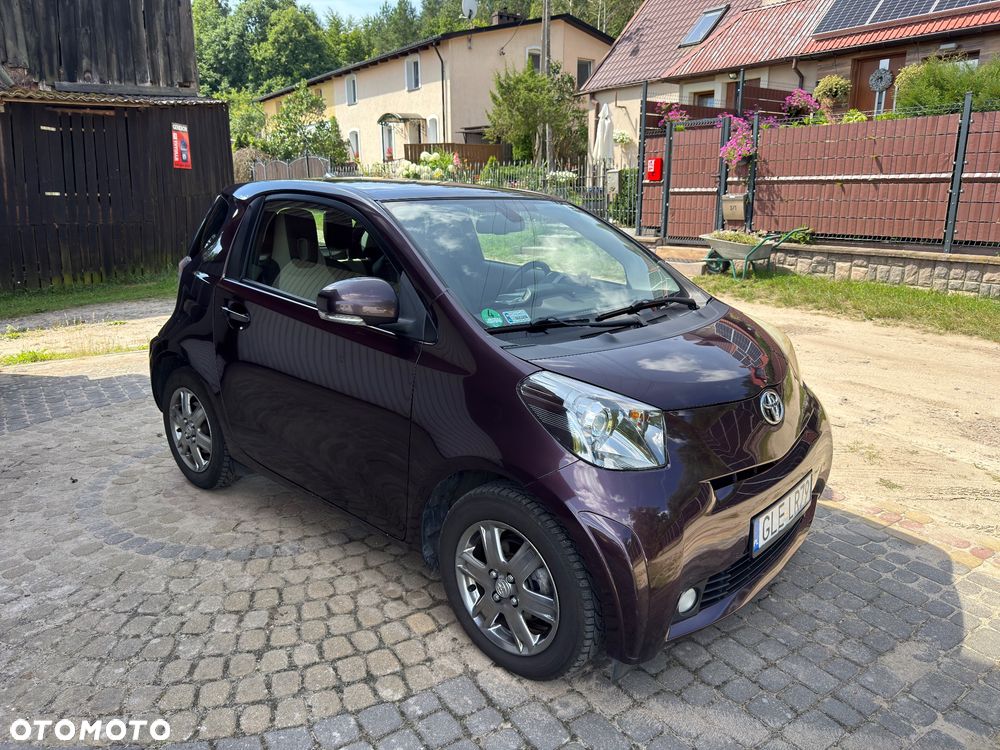 Toyota iQ 1.0 Sol EU5 CVT - 2