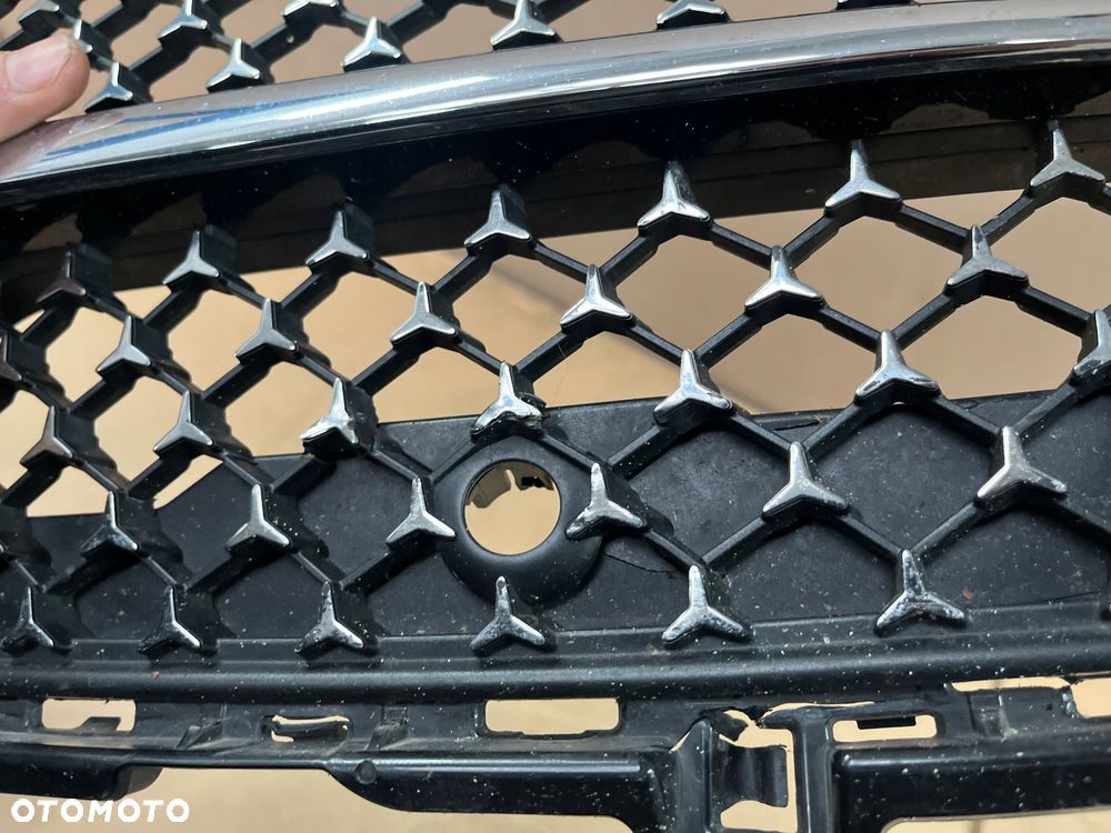 mercedes c class amg w206 2021- grill atrapa - 4