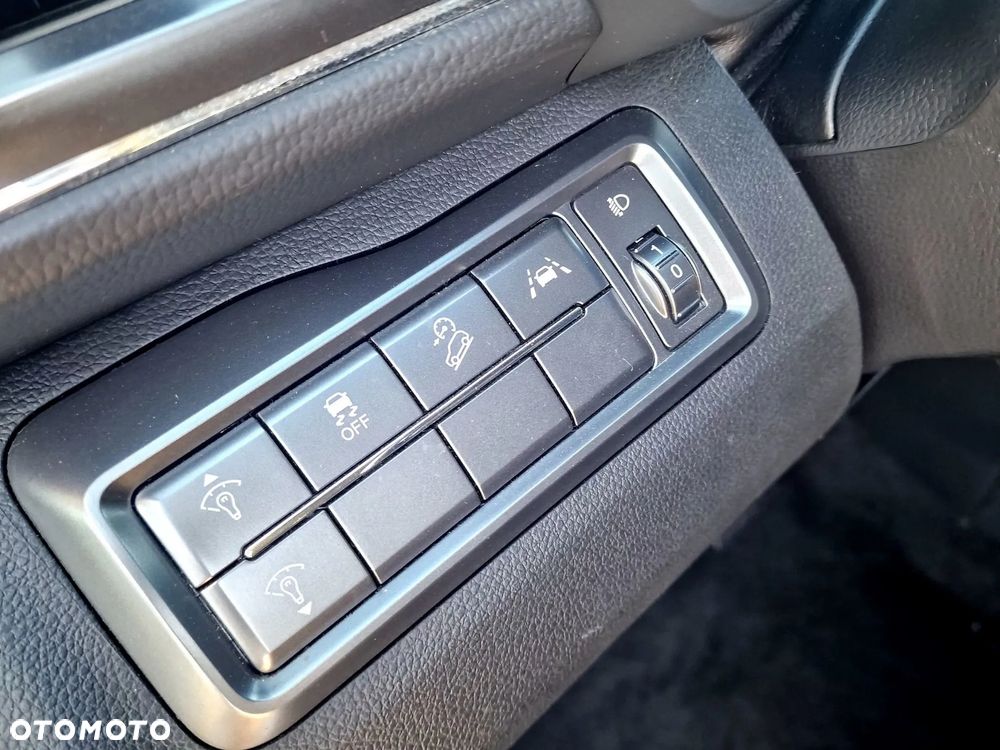SsangYong/KGM Tivoli - 12
