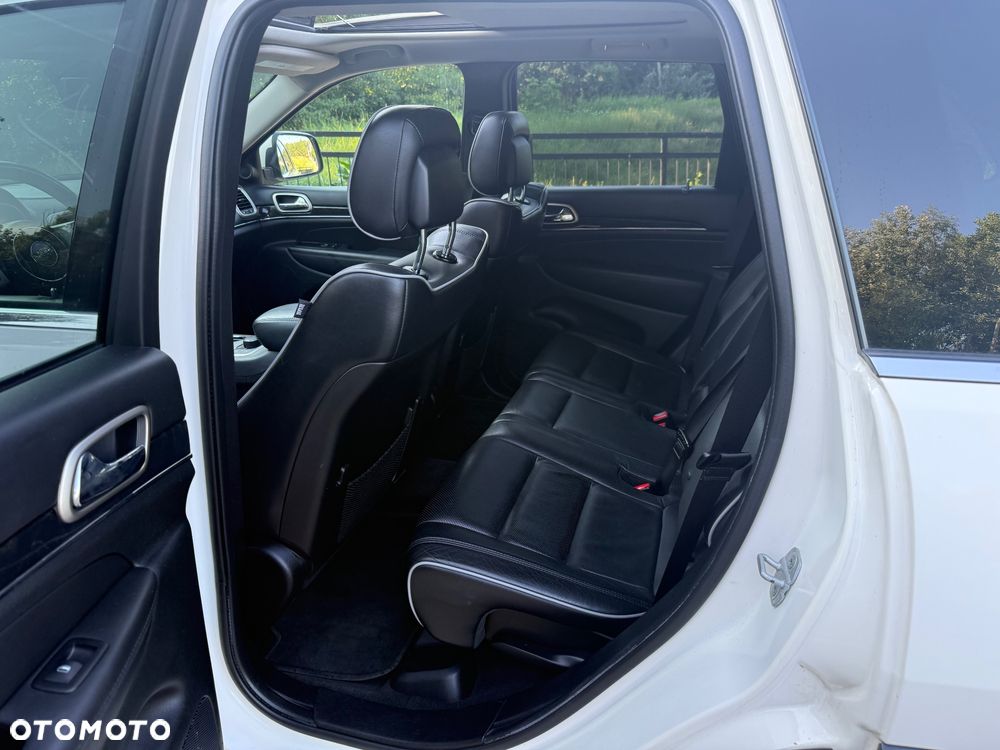 Jeep Grand Cherokee 3.0 CRD Overland Summit - 11