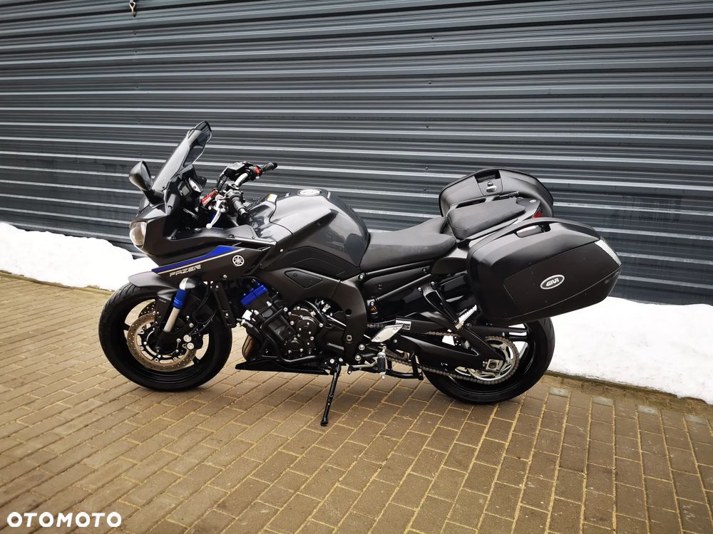 Yamaha FZ8 - 5