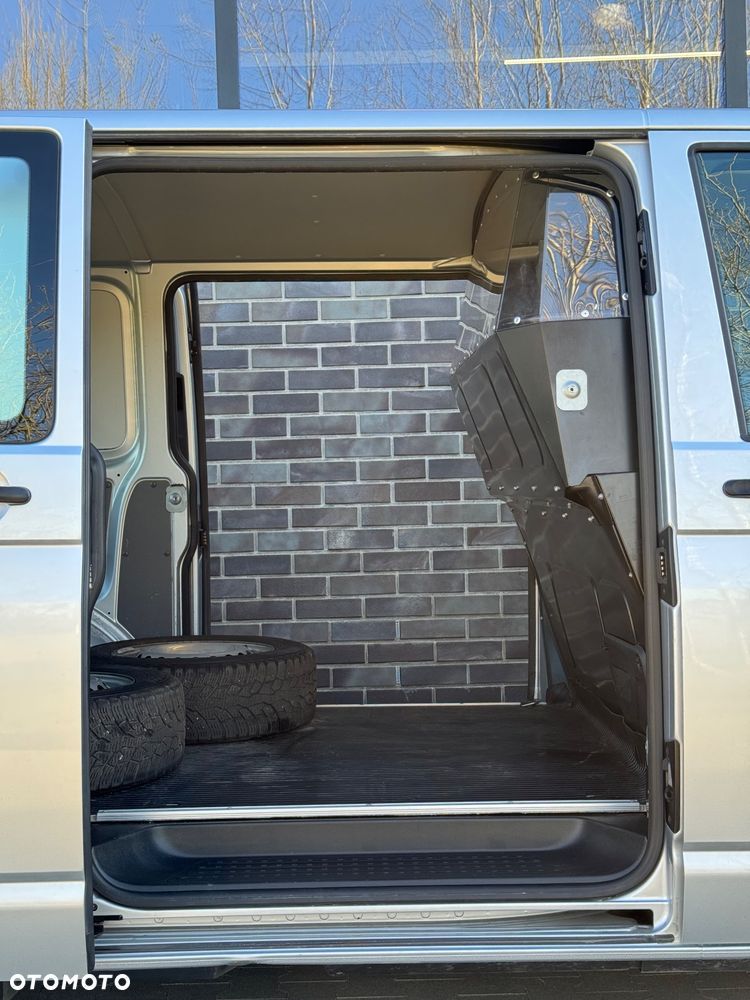 Volkswagen Transporter T6.1 4_Motion - 13
