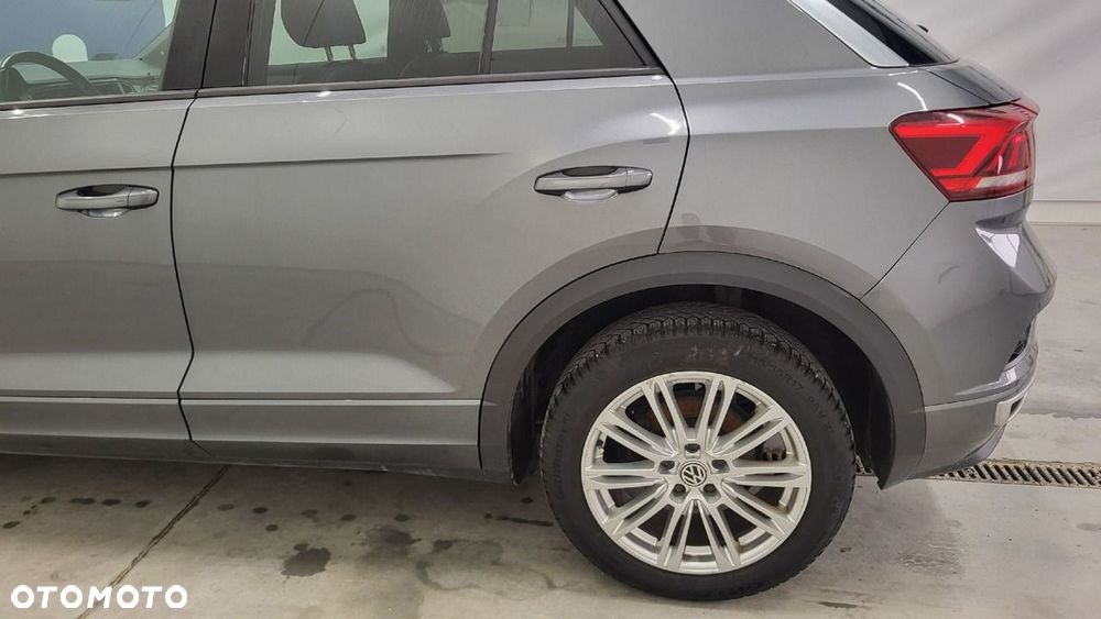 Volkswagen T-Roc - 9