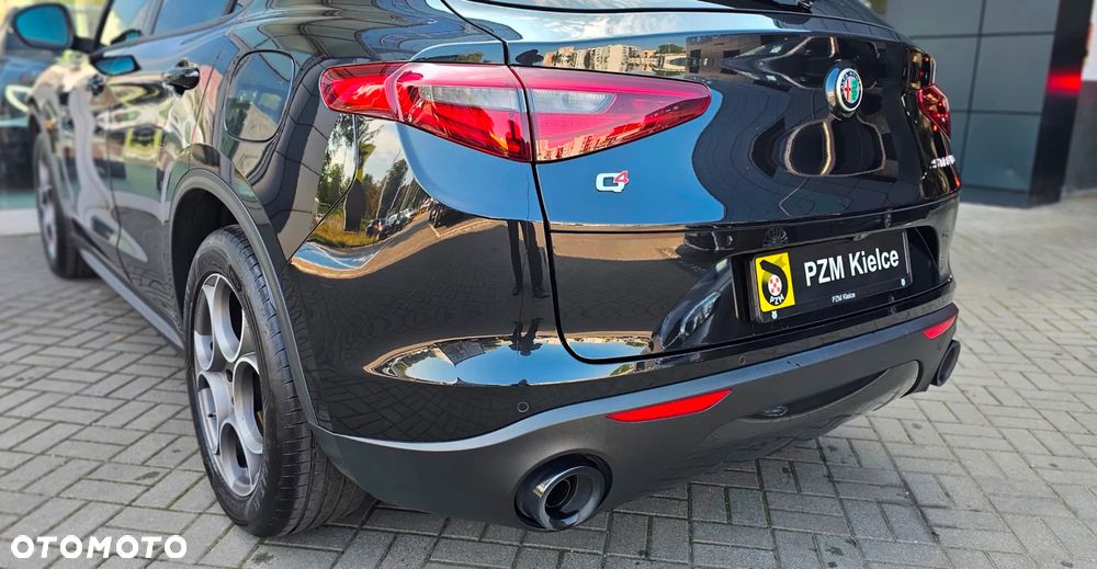 Alfa Romeo Stelvio 2.0 Turbo Sprint Q4 - 9