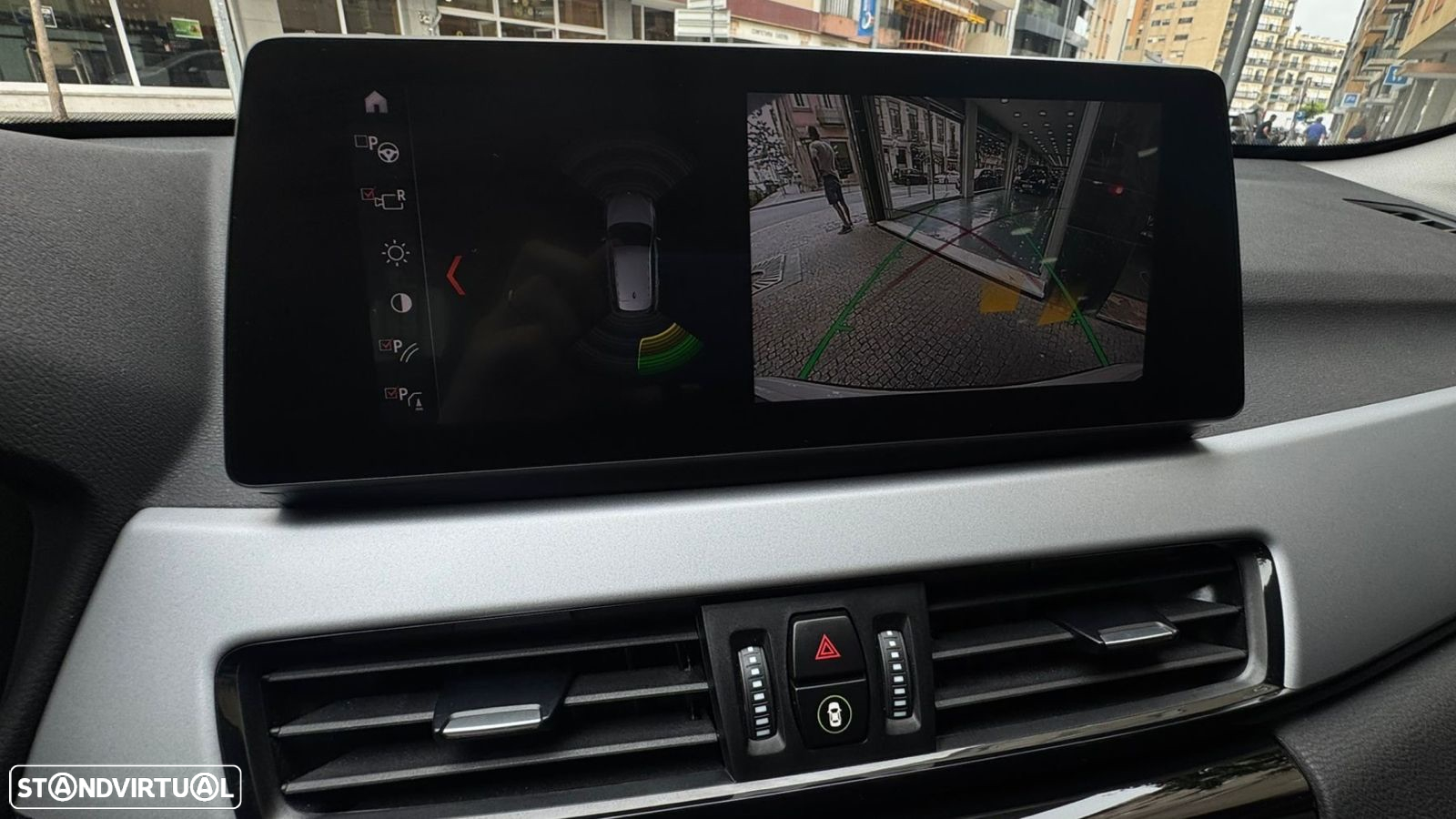 BMW X1 16 d sDrive Advantage Auto - 14