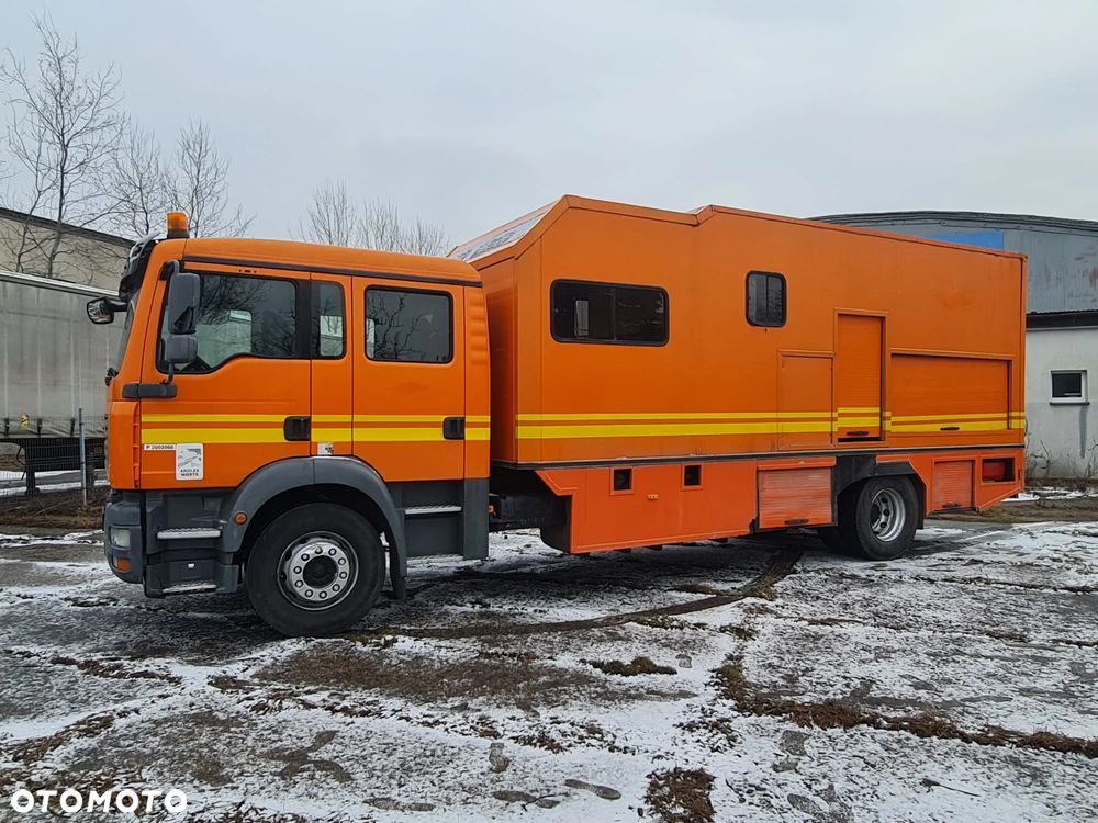 MAN 18.224 Klima Webasto Toaleta Winda Dystrybucja Zbiorniki Na Paliwo - 3