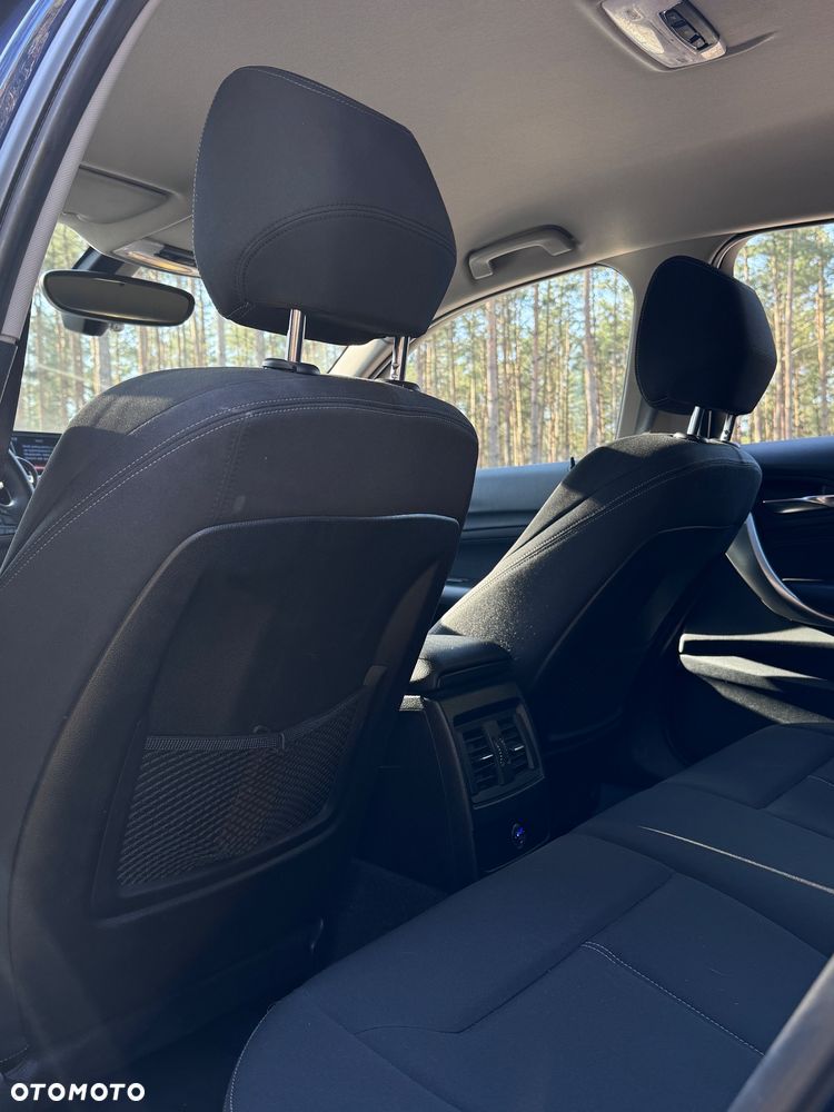 BMW Seria 1 118d Sport Line - 11