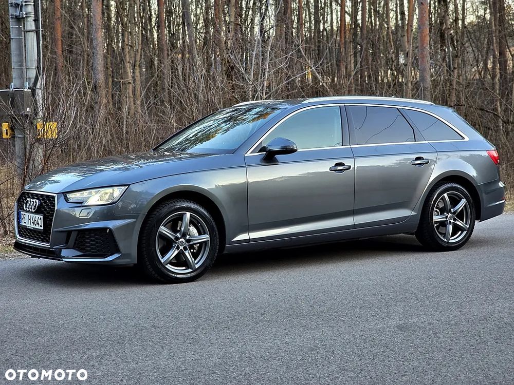 Audi A4 Avant 2.0 TDI ultra S tronic design - 16