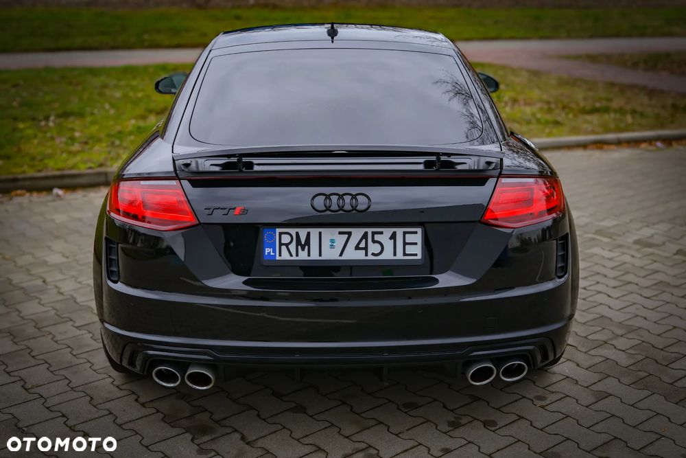 Audi TT S Coupé - 3
